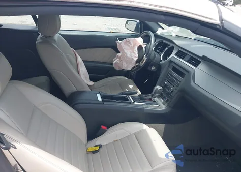 2014 Ford Mustang V6 Premium из США, поврежденный, VIN 1ZVBP8EM9E5243618